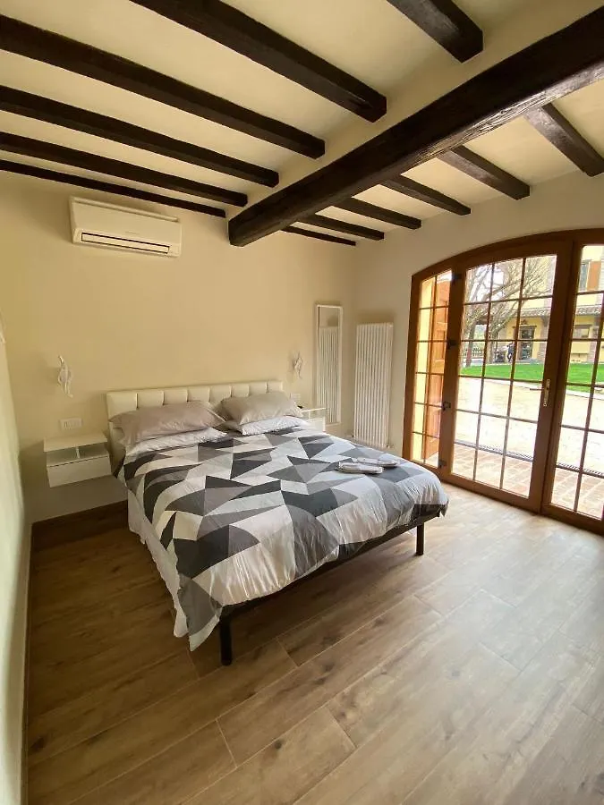 Bed & Breakfast Corte Ca' Bosco Castello di Serravalle